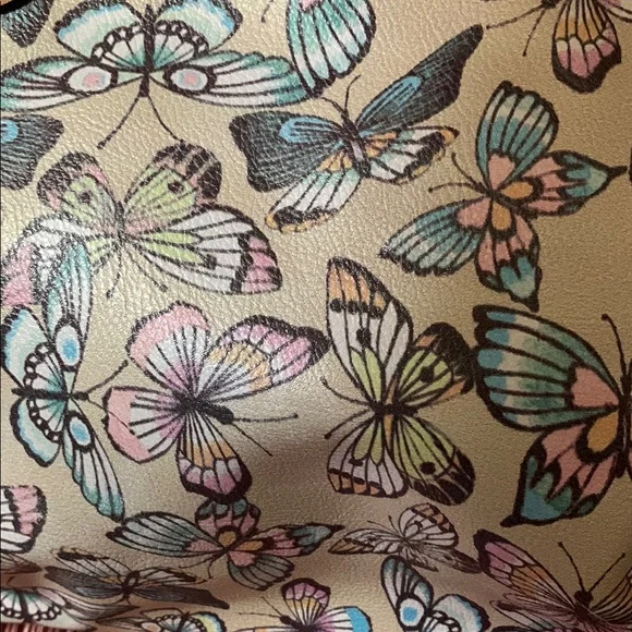 Rosetti Cream Shoulder Bag with Butterfly 🦋 Design - Picture 8 of 10
